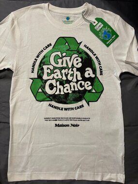 NWT Maison Noir Give Earth a Chance Graphic Tee White Small